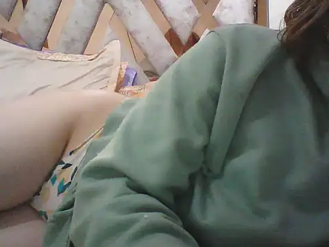 Snapshot of Carlotasex chatting on 11.16.25 Carlotasex online show from 11.16.25