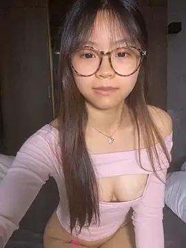 xiaoyu-777 online show from 04.13.26