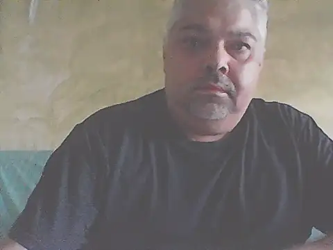 Snapshot of mauri5 chatting on 05.25.26 mauri5 online show from 05.25.26