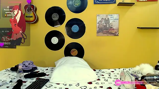 meisevil77 online show from 02.17.26