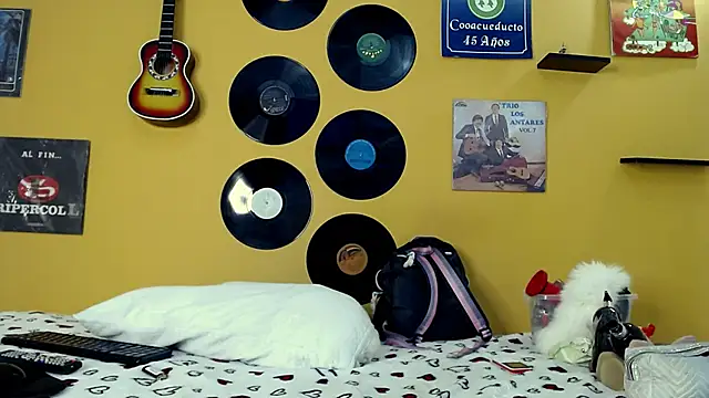 meisevil77 online show from 02.23.26