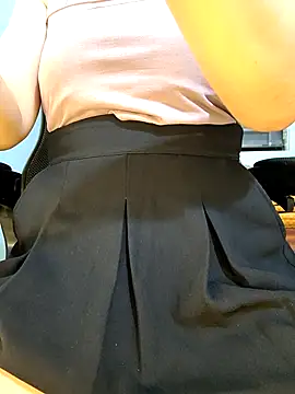 Bee sweet online show from 06.14.26