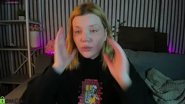 Michele Greenn online show from 04.03.26