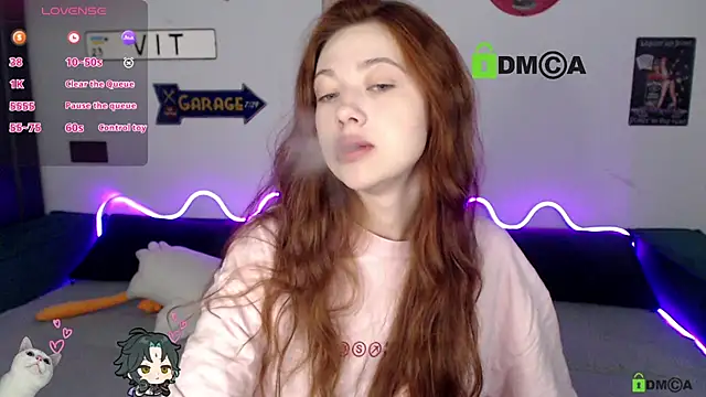 Snapshot of AmourLily chatting on 07.12.26 AmourLily online show from 07.12.26