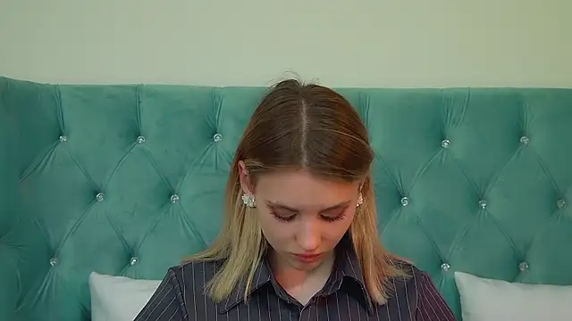 StacyEvances online show from 05.02.26