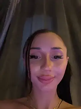 JenniferLovve online show from 07.15.26