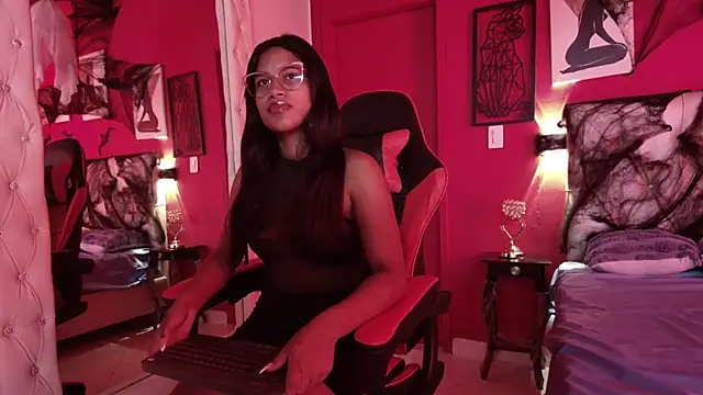Snapshot of Sex_samantha chatting on 10.22.25 Sex samantha online show from 10.22.25