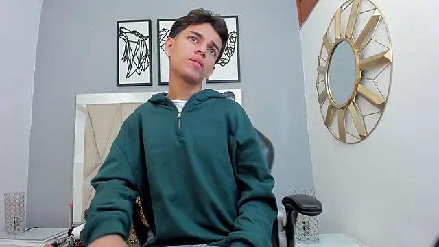 owen  johnson online show from 10.08.25