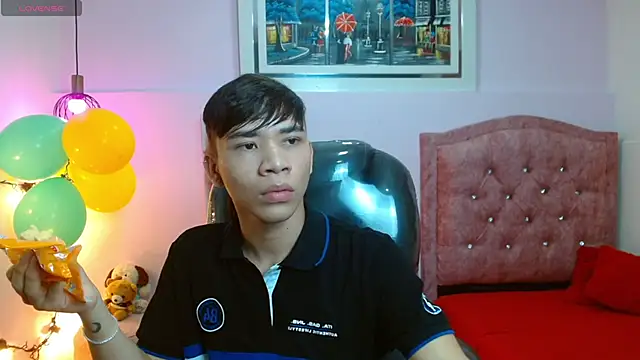 Snapshot of nathanclay chatting on 09.20.25 nathanclay online show from 09.20.25