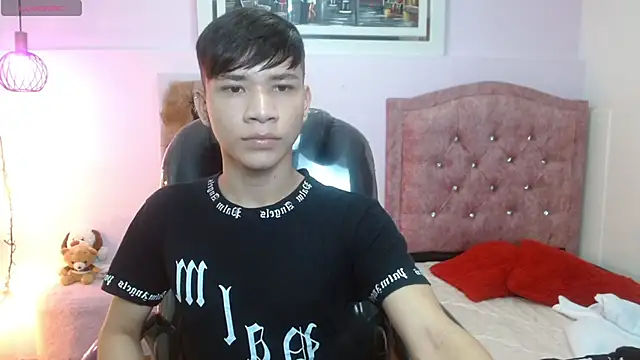 Snapshot of nathanclay chatting on 09.25.25 nathanclay online show from 09.25.25