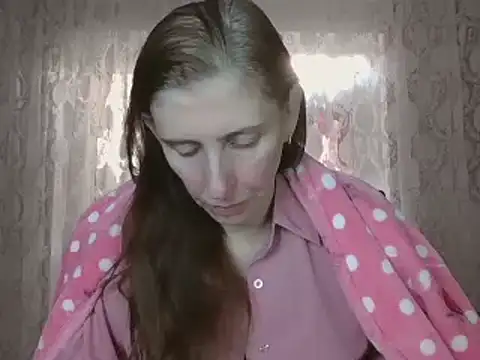 CandiCole online show from 10.28.25