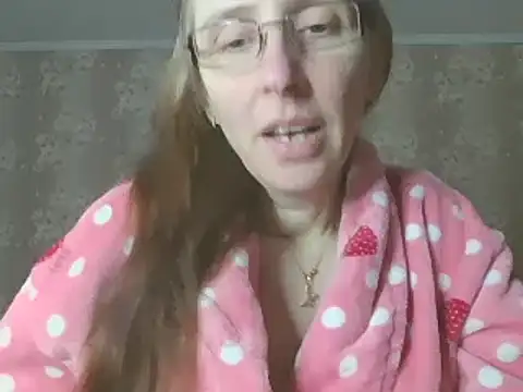 CandiCole online show from 04.17.26