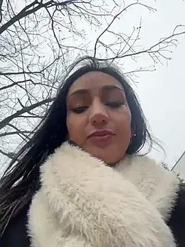 Ninabigtitied online show from 11.10.25