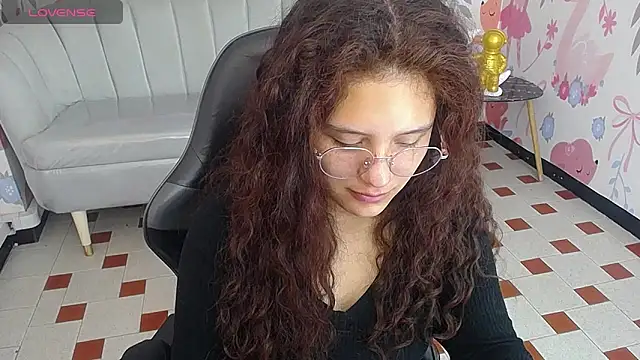 Velvet Moon V online show from 02.14.26