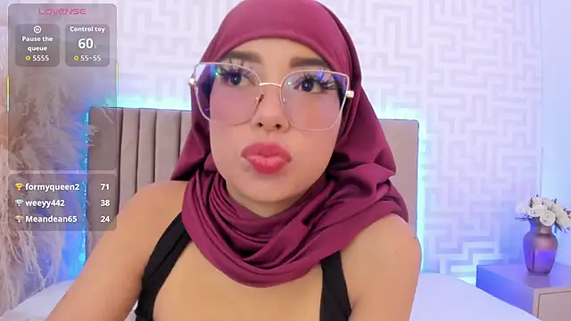 naishaa  online show from 07.28.26