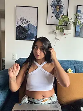 Snapshot of Lily_June chatting on 01.10.26 Lily June online show from 01.10.26