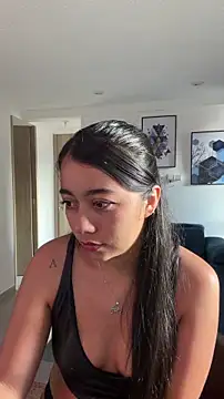 Lily June online show from 04.16.26