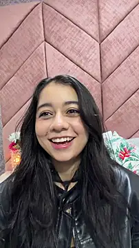 Snapshot of Lily_June chatting on 05.25.26 Lily June online show from 05.25.26