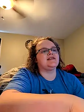 Snapshot of TheMistyPrice chatting on 03.10.26 TheMistyPrice online show from 03.10.26