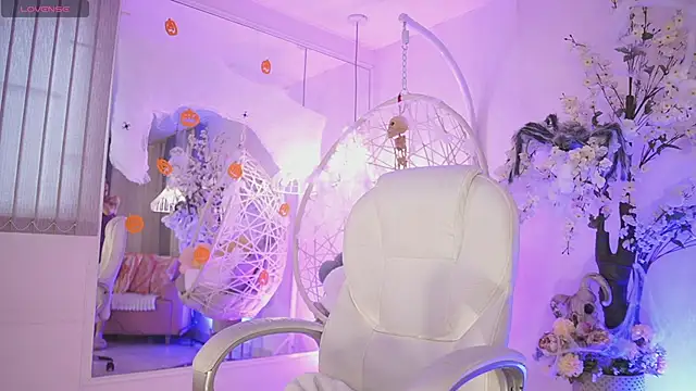 JadeSummerr online show from 10.08.25