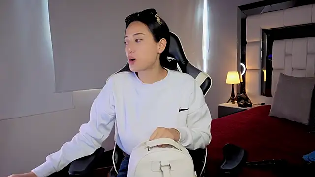 Adhara7 online show from 02.05.26