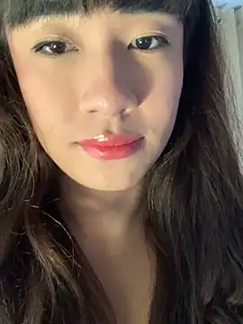 Snapshot of Kimberly-Ferarren chatting on 03.28.26 Kimberly-Ferarren online show from 03.28.26