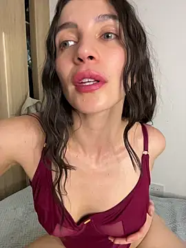 Snapshot of karinasantos_ chatting on 05.22.26 karinasantos online show from 05.22.26