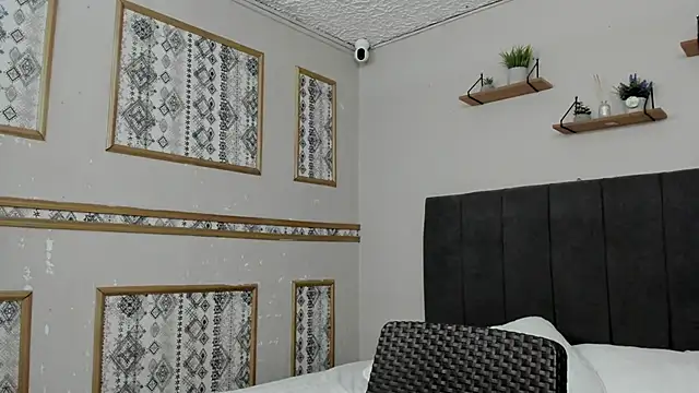 Snapshot of Riky_Strong chatting on 11.09.25 Riky Strong online show from 11.09.25