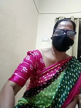 Snapshot of Darshini-Lovely chatting on 09.26.25 Darshini-Lovely online show from 09.26.25