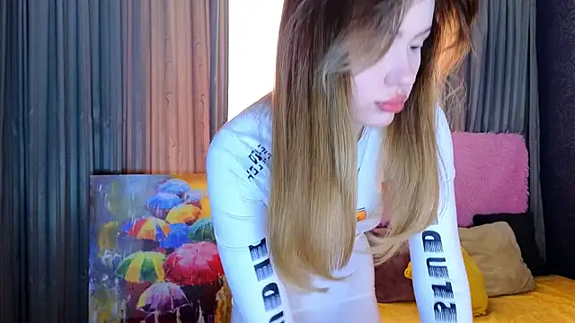 Snapshot of telari0l0ve chatting on 02.11.26 telari0l0ve online show from 02.11.26