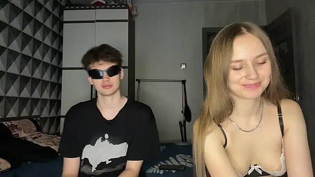 merycouple online show from 04.03.26