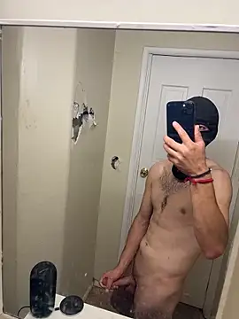 Snapshot of Gabewil24 chatting on 09.28.25 Gabewil24 online show from 09.28.25