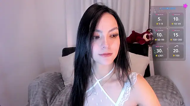 Snapshot of sarah_saenz_ chatting on 05.20.26 sarah saenz online show from 05.20.26