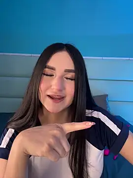 alejandrodolls online show from 04.30.26
