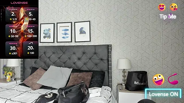 sweet  vanessa1 online show from 10.17.25