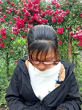 Snapshot of ngocngoc_cute chatting on 04.29.26 ngocngoc cute online show from 04.29.26