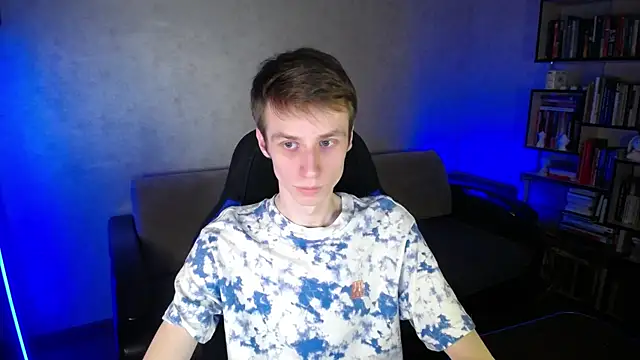 yes cute boy  online show from 02.10.26