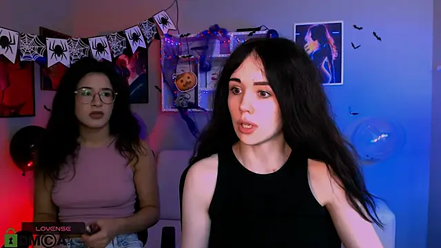 riley sanders online show from 10.30.25