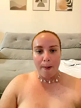 Snapshot of Kendra_Mystika chatting on 10.28.25 Kendra Mystika online show from 10.28.25