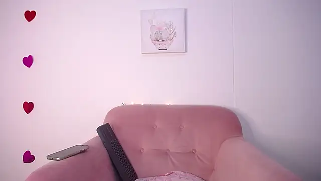 Snapshot of selene_swee chatting on 05.19.26 selene swee online show from 05.19.26