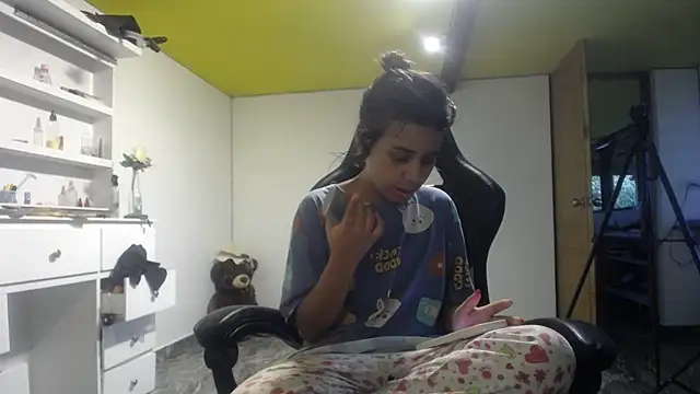 habdiela online show from 10.24.25