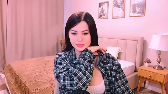 lil angel  online show from 02.20.26