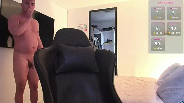 Snapshot of RJBarto chatting on 02.01.26 RJBarto online show from 02.01.26