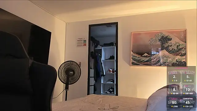 Snapshot of RJBarto chatting on 04.05.26 RJBarto online show from 04.05.26