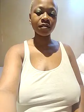 Snapshot of missboobiesSA chatting on 04.25.26 missboobiesSA online show from 04.25.26