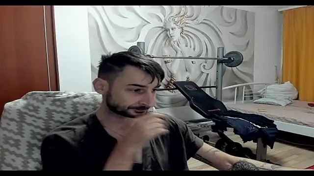 Snapshot of bignosebigcok chatting on 10.03.25 bignosebigcok online show from 10.03.25