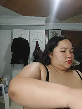 LianaCruzado online show from 07.06.26