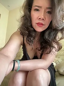 anna yngs online show from 05.19.26