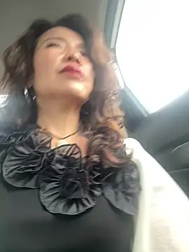anna yngs online show from 07.28.26
