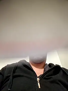 Snapshot of --HepYek__0034 chatting on 09.18.25 --HepYek 0034 online show from 09.18.25